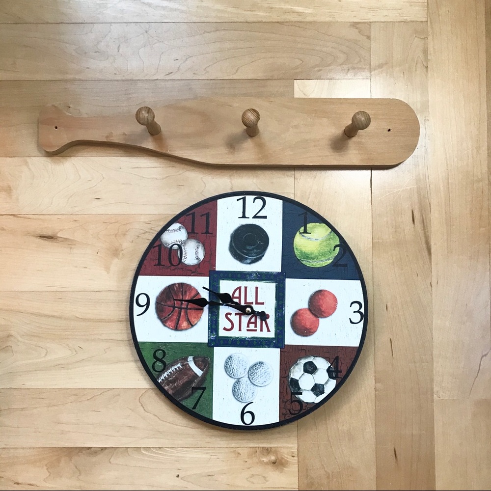 Sports themed room accessories